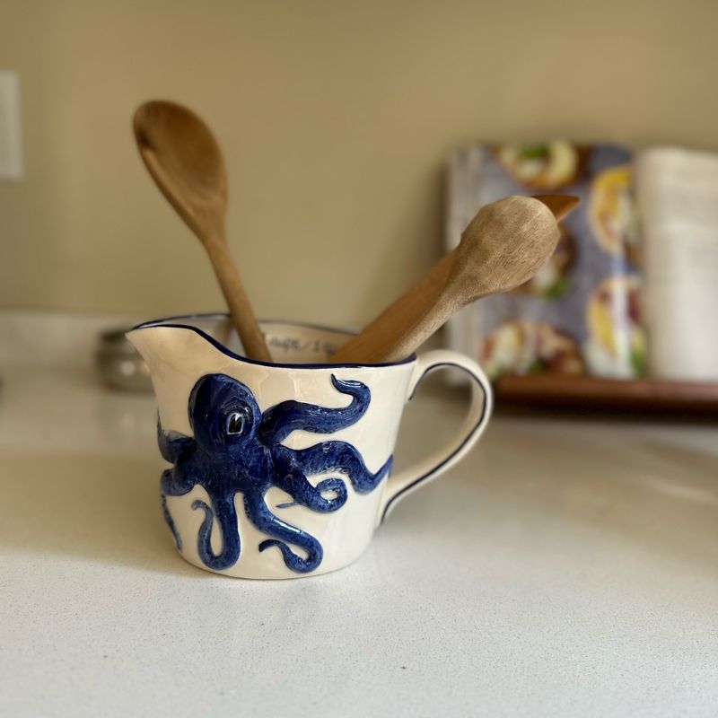 octopus measuring cup