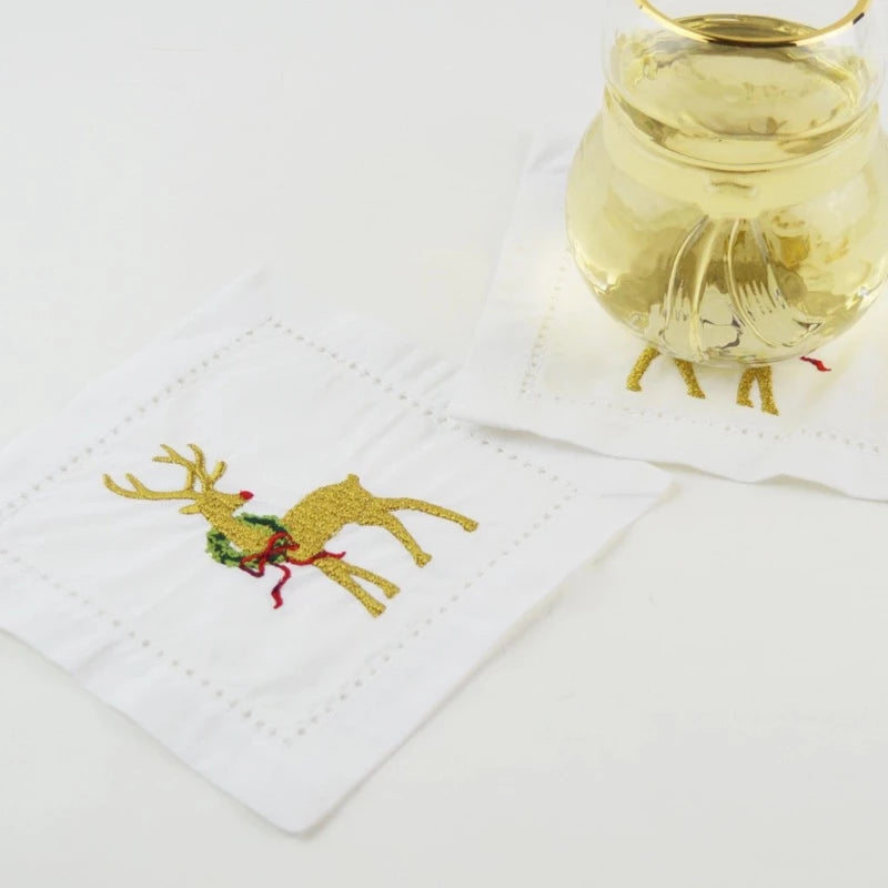 holiday Christmas wreath napkin set 