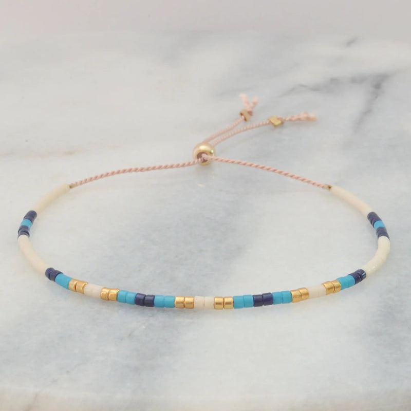 blue and white bead bracelet