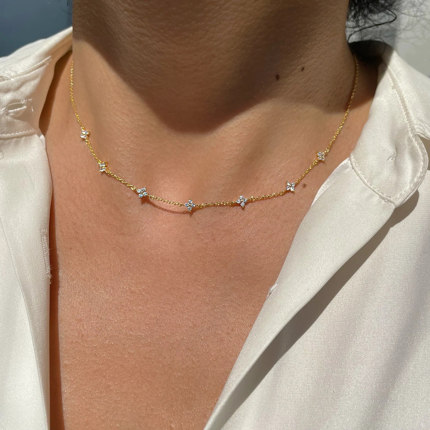 shimmer flower necklace